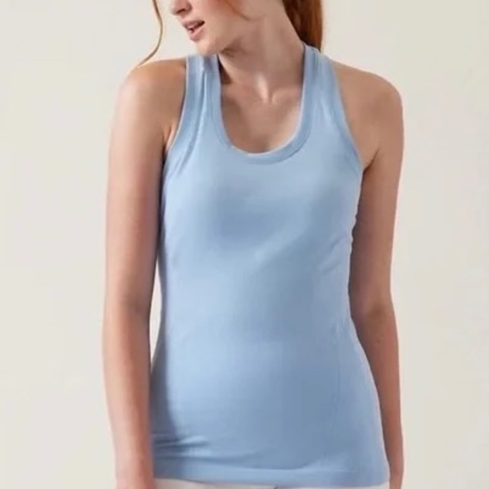 Athleta NWT Momentum Seamless Tank Sky Blue Size XS Gym Studio Outdoors